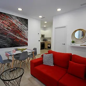 https://sunbeach-carihuela.hotelsinnerja.org